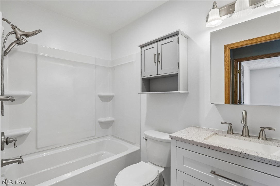 251 Akers Avenue Akron OH 44312