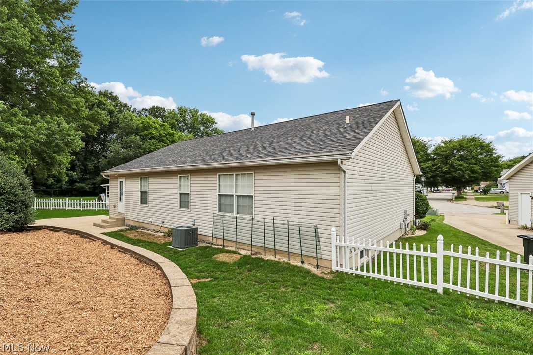 251 Akers Avenue Akron OH 44312