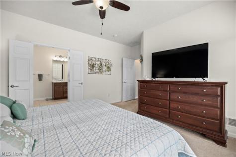9099 Vernon Hill North Ridgeville OH 44039