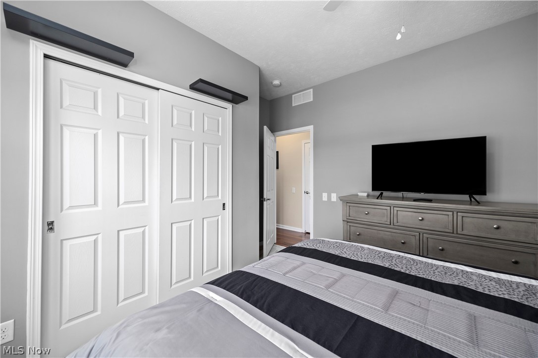 9099 Vernon Hill North Ridgeville OH 44039