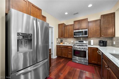9099 Vernon Hill North Ridgeville OH 44039