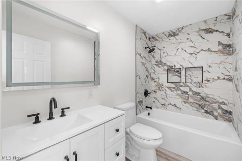 164 High Grove Boulevard Akron OH 44312