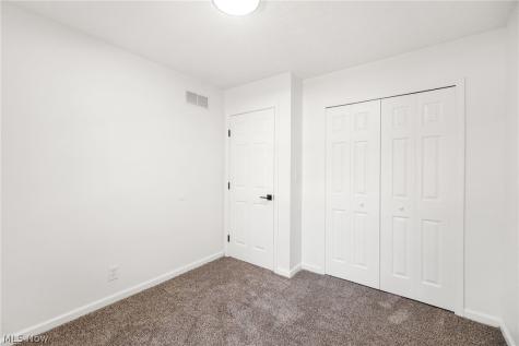 164 High Grove Boulevard Akron OH 44312