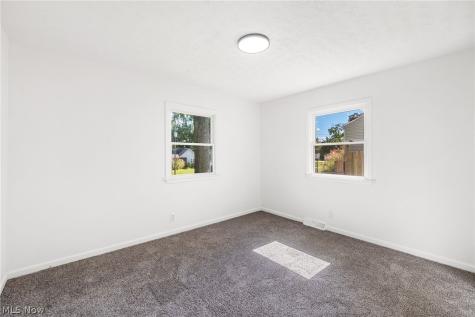 164 High Grove Boulevard Akron OH 44312