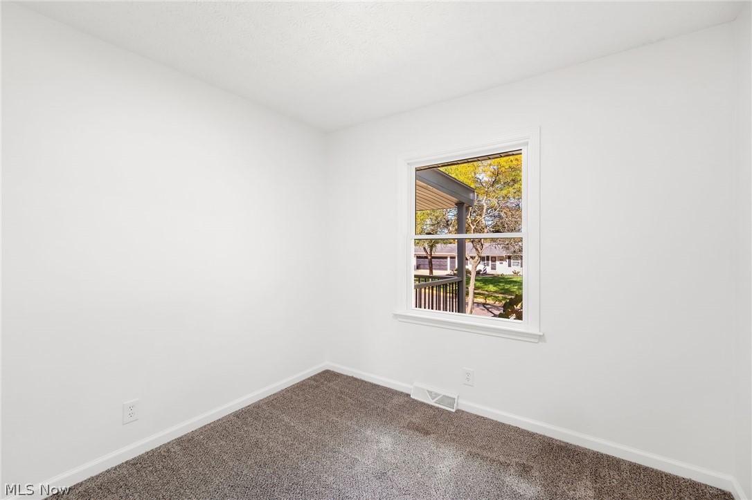 164 High Grove Boulevard Akron OH 44312