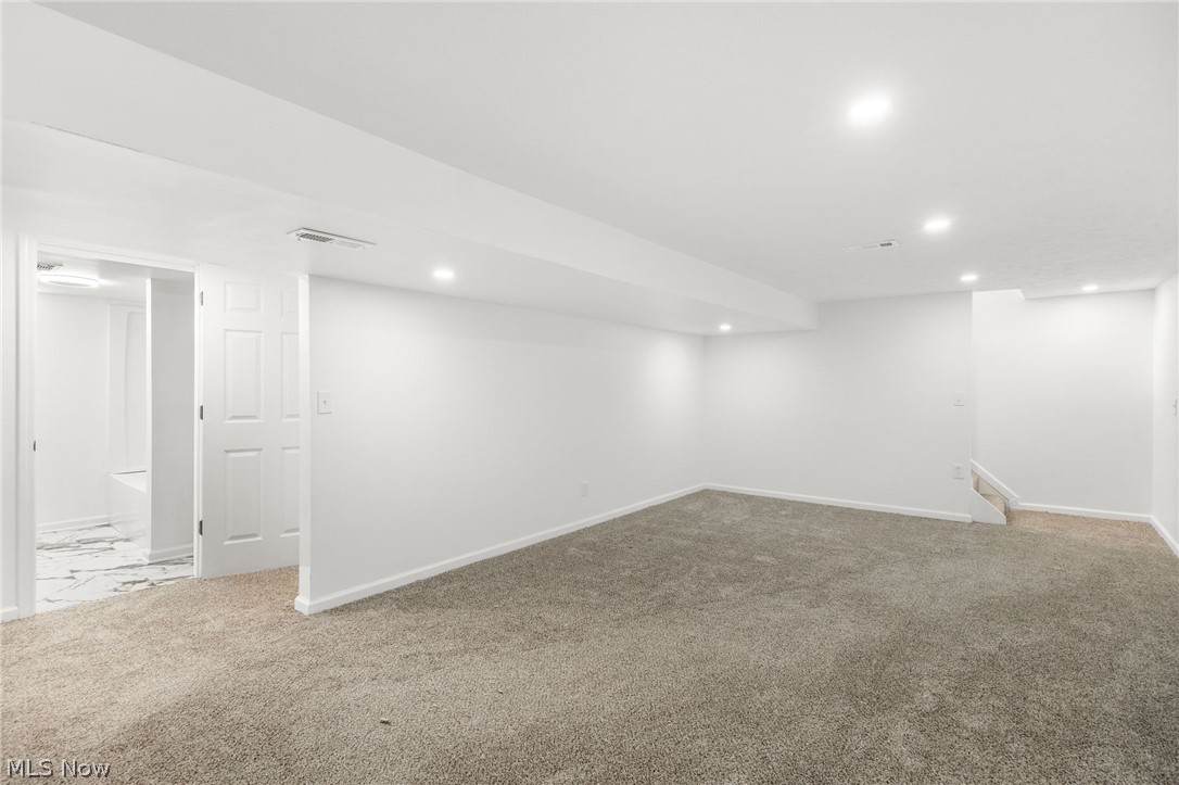 164 High Grove Boulevard Akron OH 44312