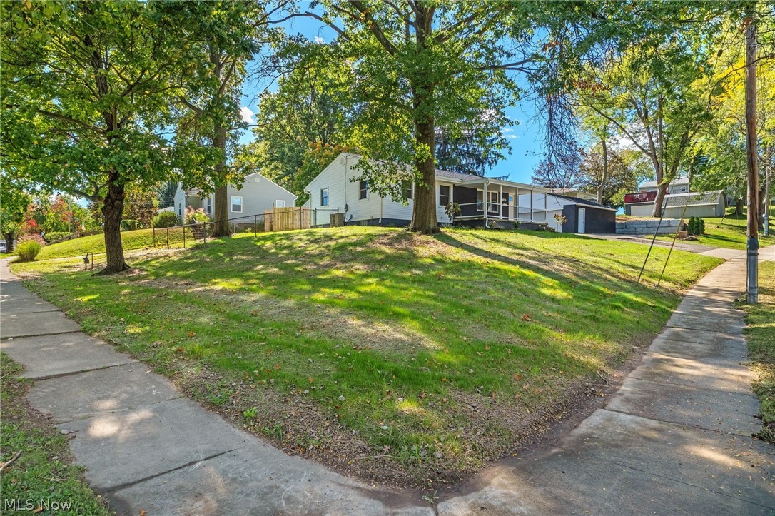 164 High Grove Boulevard Akron OH 44312