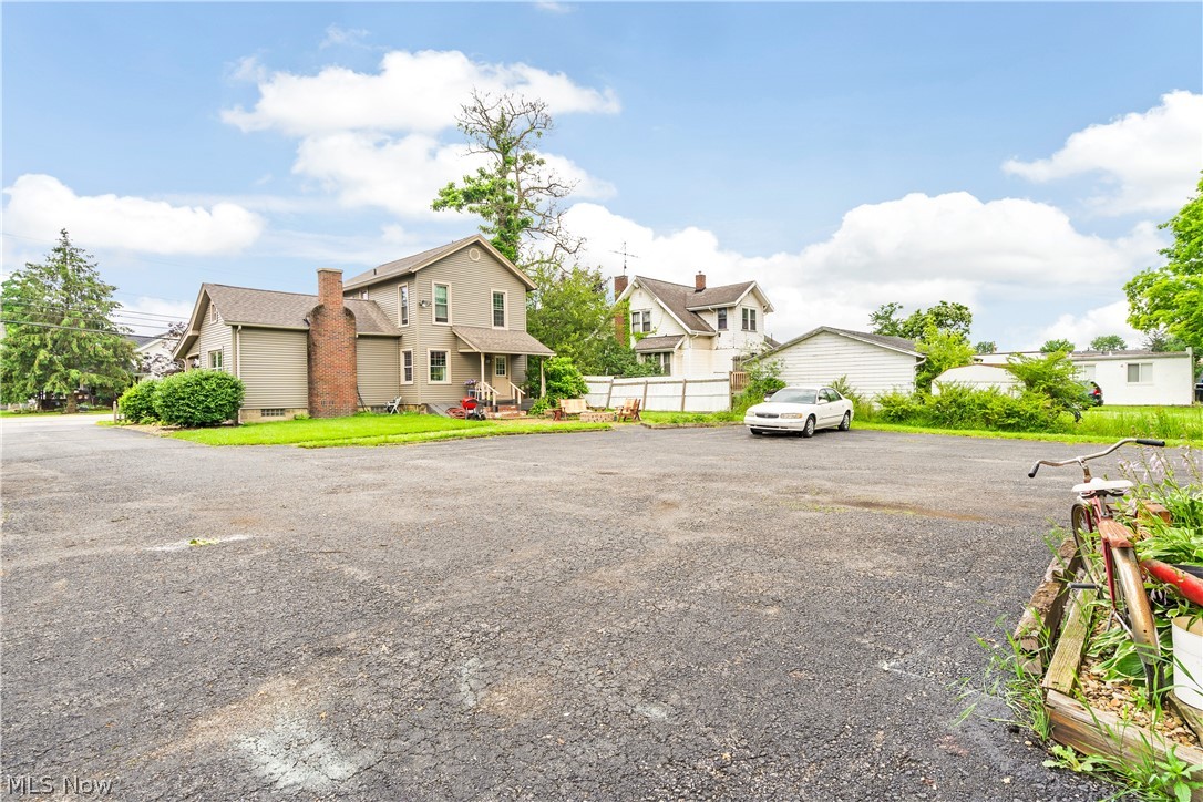 337 Youngstown Kingsville Road SE Vienna OH 44473