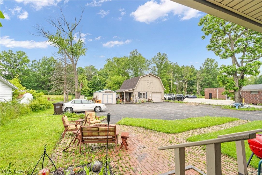 337 Youngstown Kingsville Road SE Vienna OH 44473