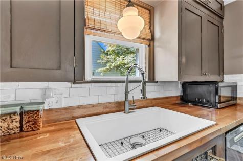 7333 Case Avenue Mentor OH 44060