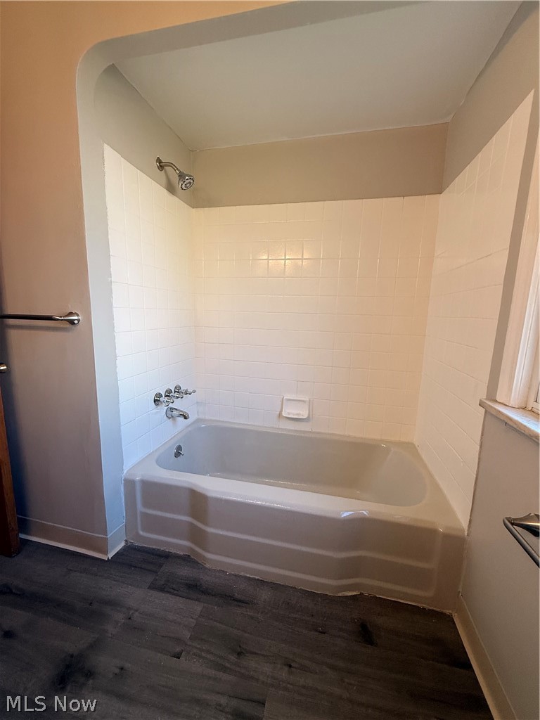 3694 Grosvenor Road Cleveland Heights OH 44118