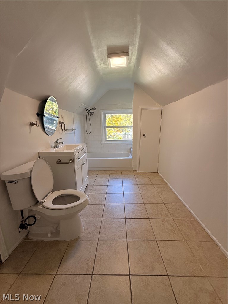 3694 Grosvenor Road Cleveland Heights OH 44118