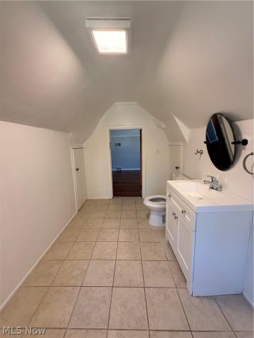 3694 Grosvenor Road Cleveland Heights OH 44118