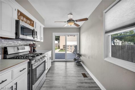 342 Inwood Boulevard Avon Lake OH 44012