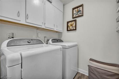 342 Inwood Boulevard Avon Lake OH 44012