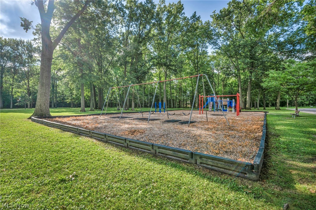342 Inwood Boulevard Avon Lake OH 44012