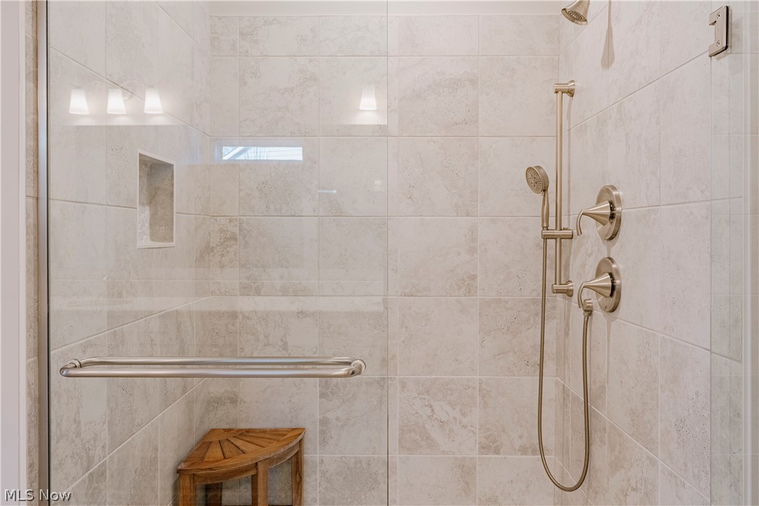 554 Salt Lake Circle Orange OH 44022