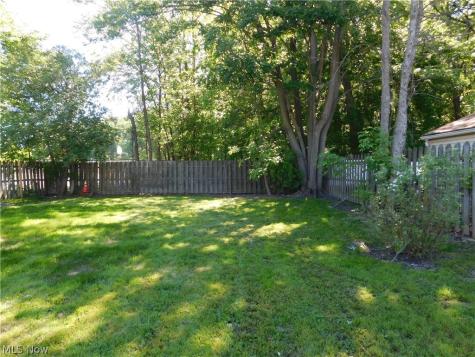 1283 Waverly Road Eastlake OH 44095