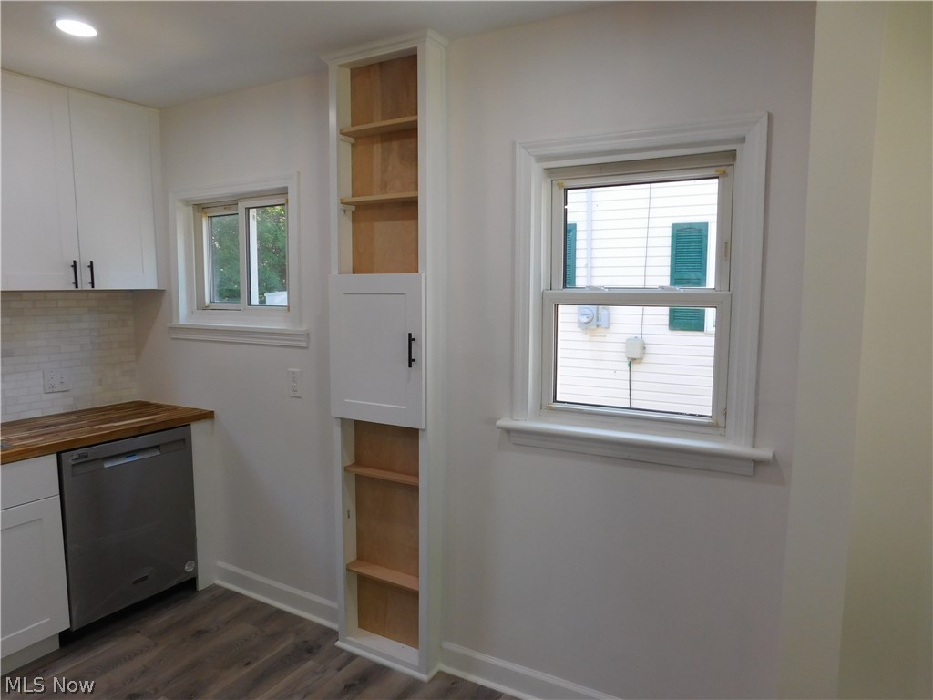 1283 Waverly Road Eastlake OH 44095