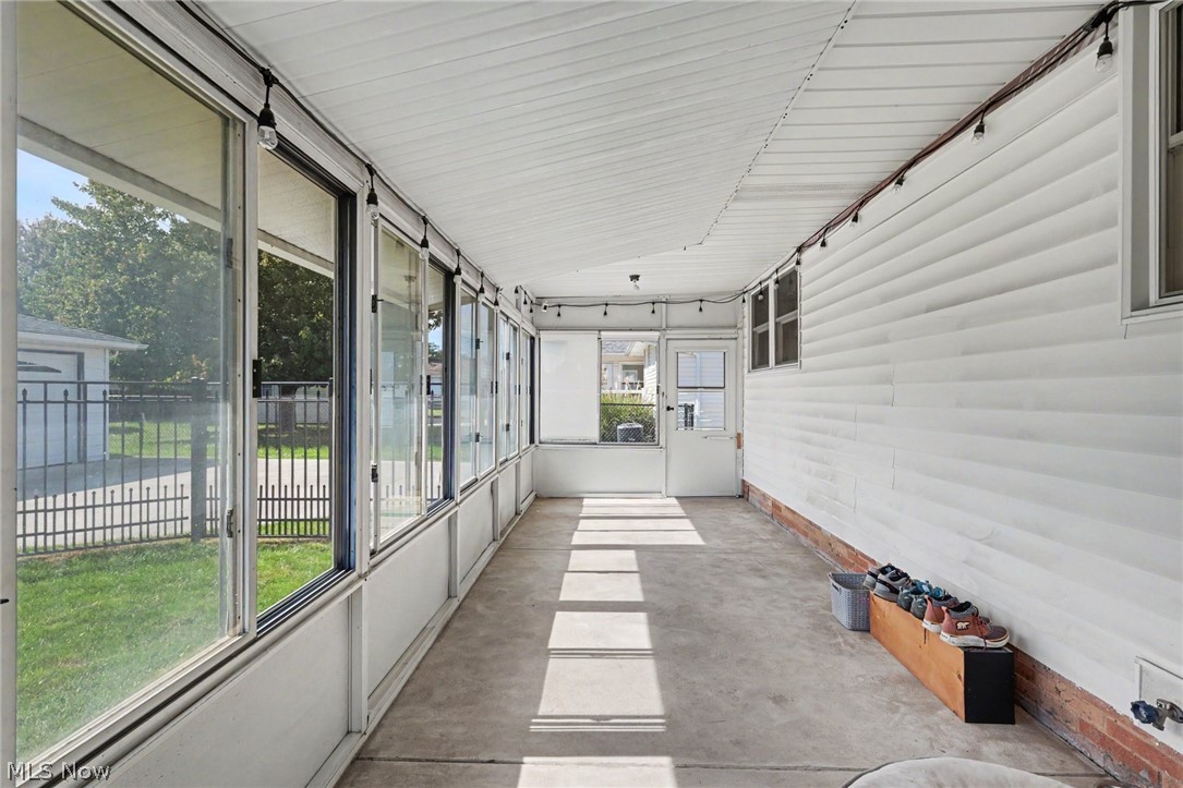 578 E Hillsdale Avenue Seven Hills OH 44131