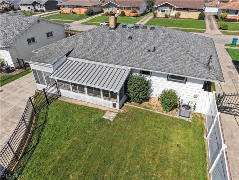 578 E Hillsdale Avenue Seven Hills OH 44131