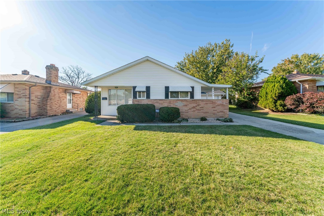 5846 Scarlet Oak Drive Bedford Heights OH 44146