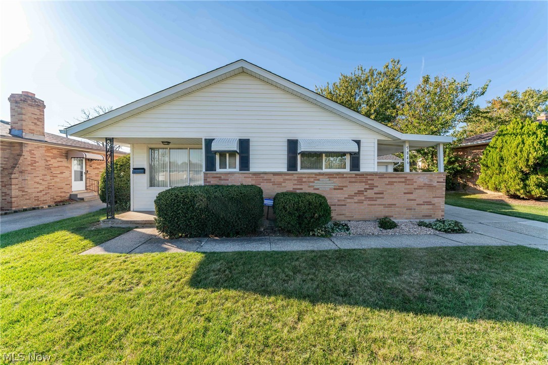 5846 Scarlet Oak Drive Bedford Heights OH 44146