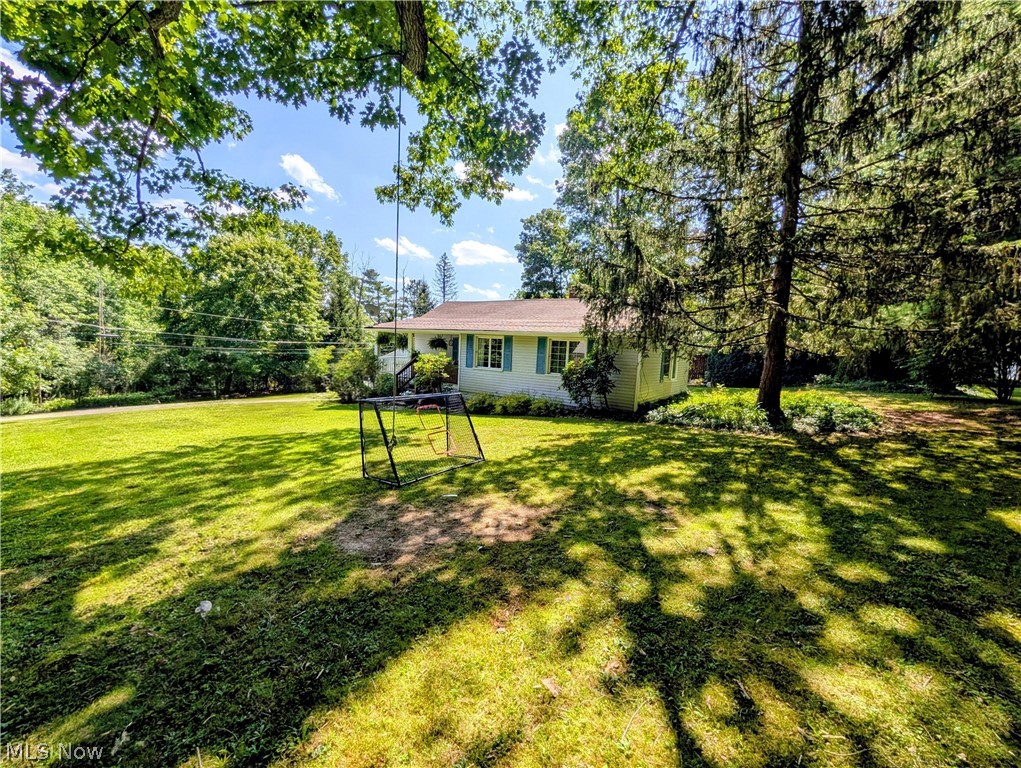 11650 Chestnutdale Road Chardon OH 44024
