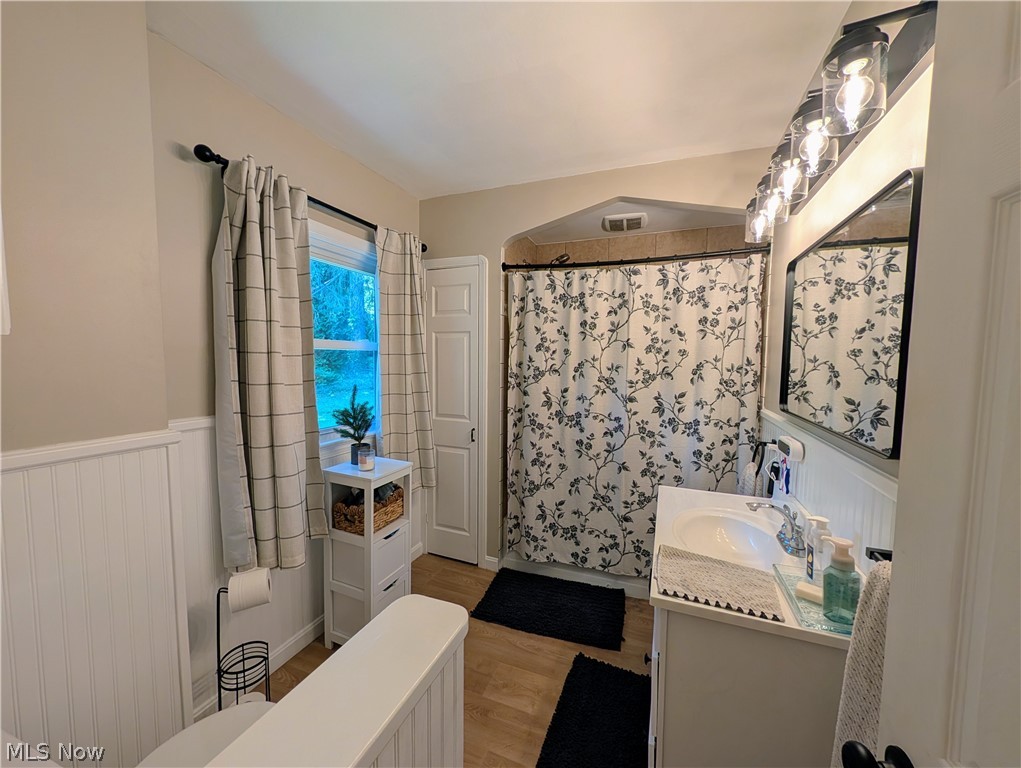 11650 Chestnutdale Road Chardon OH 44024