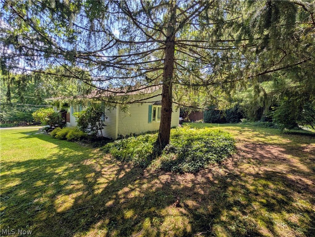 11650 Chestnutdale Road Chardon OH 44024