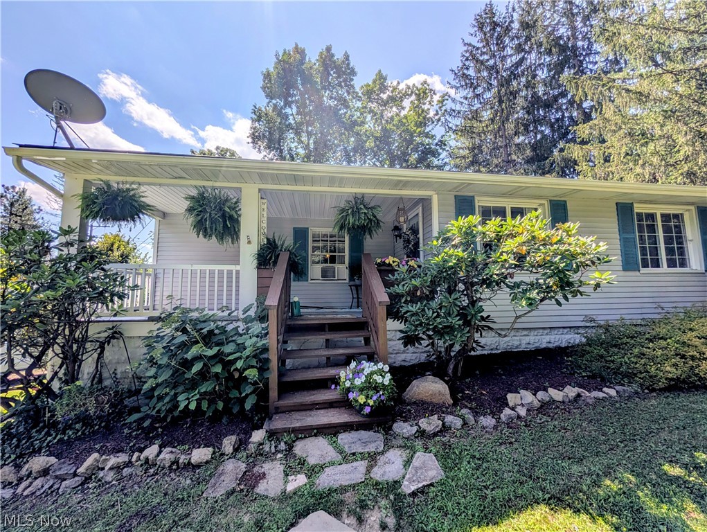 11650 Chestnutdale Road Chardon OH 44024