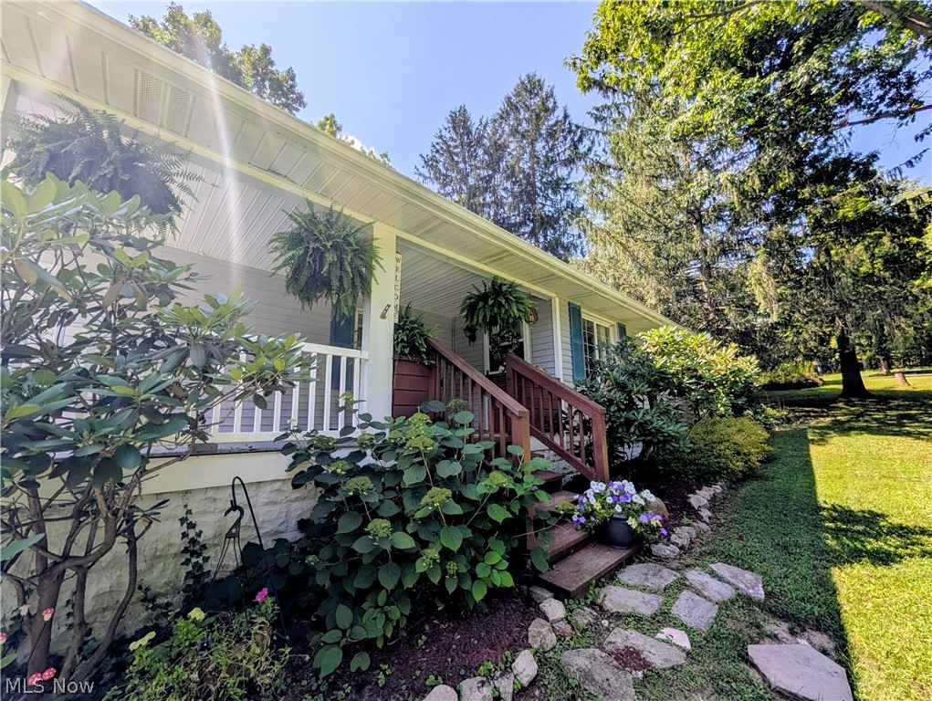 11650 Chestnutdale Road Chardon OH 44024