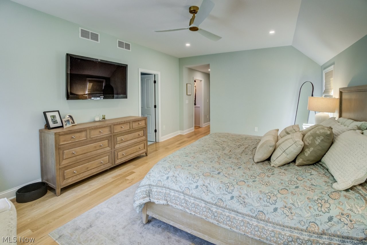 88 Hall Street Chagrin Falls OH 44022