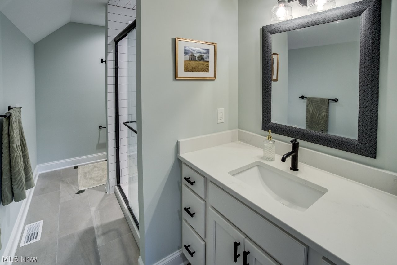 88 Hall Street Chagrin Falls OH 44022