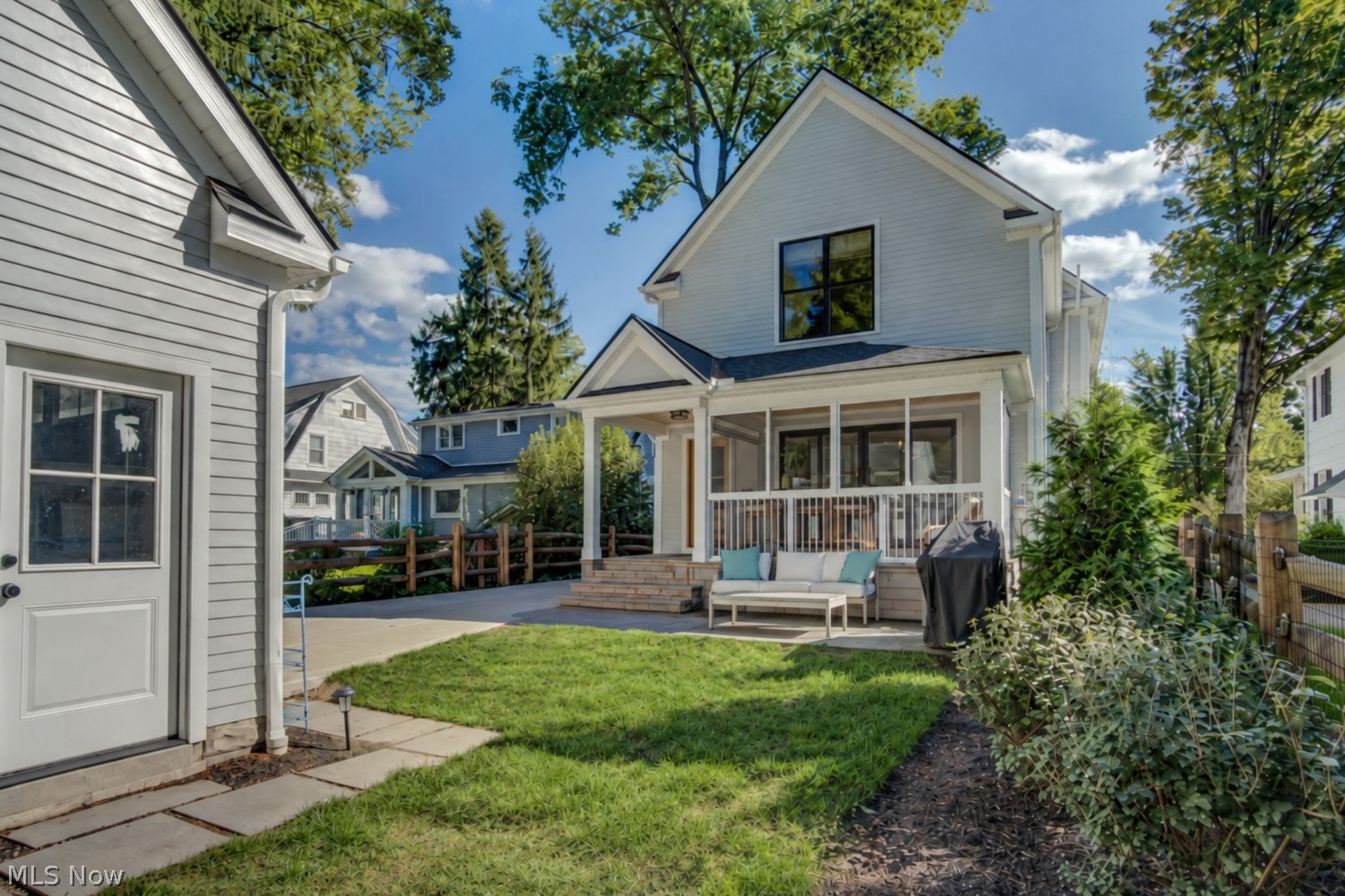 88 Hall Street Chagrin Falls OH 44022