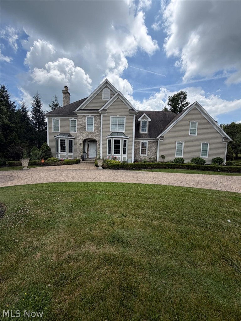 915 Creek View Drive Aurora OH 44202