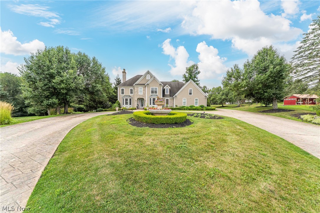 915 Creek View Drive Aurora OH 44202