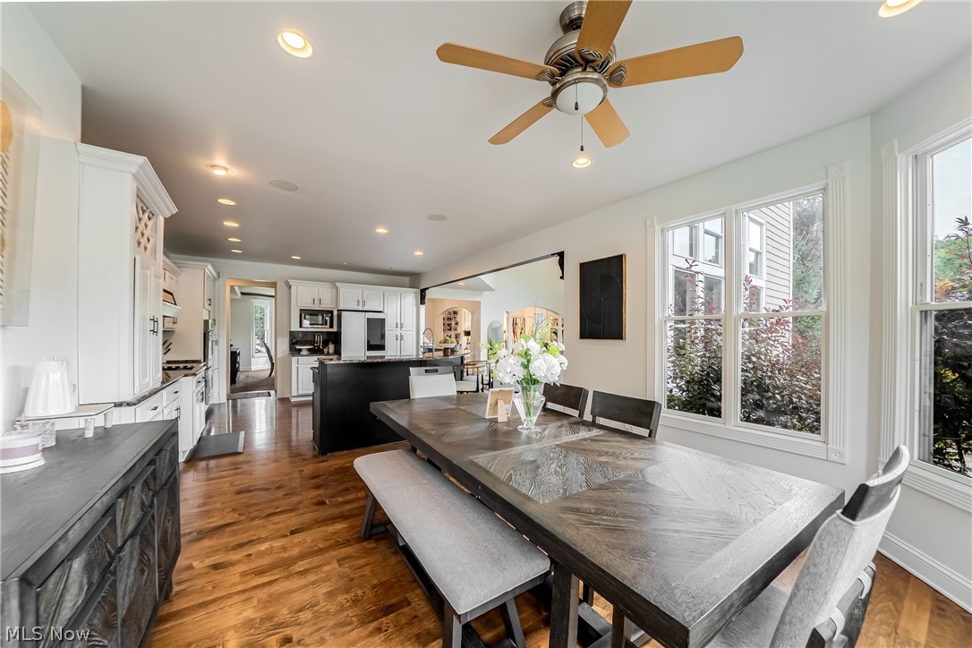 915 Creek View Drive Aurora OH 44202