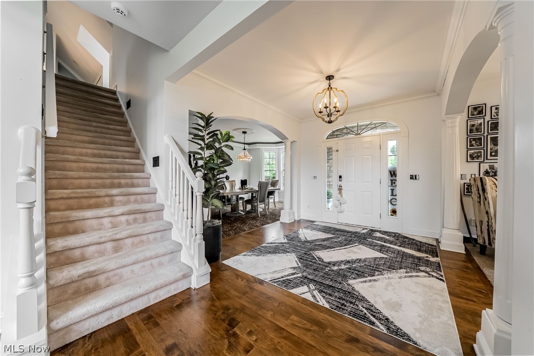 915 Creek View Drive Aurora OH 44202