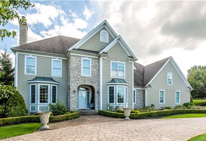 915 Creek View Drive Aurora OH 44202