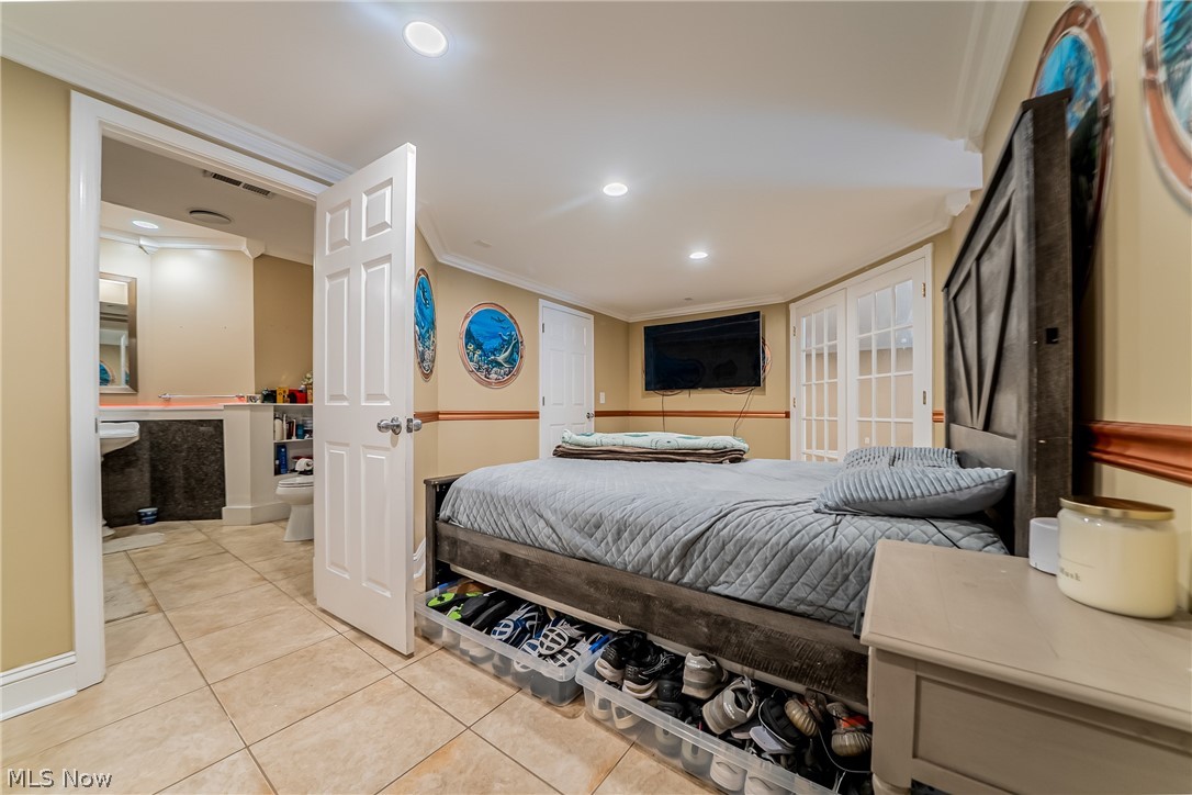 915 Creek View Drive Aurora OH 44202