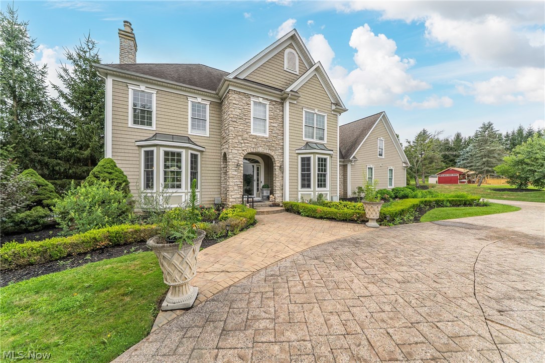915 Creek View Drive Aurora OH 44202