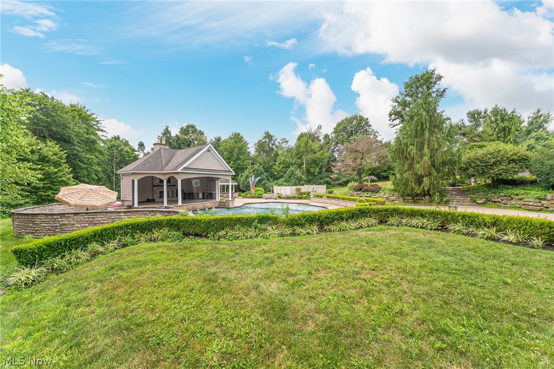 915 Creek View Drive Aurora OH 44202