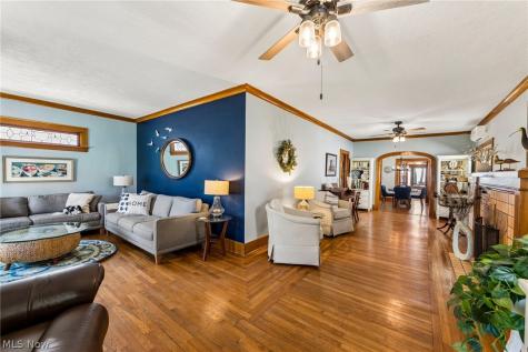 1611 E Erie Avenue Lorain OH 44052
