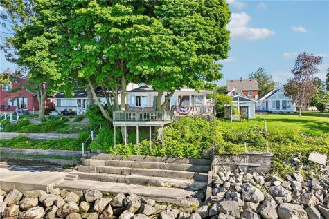 1611 E Erie Avenue Lorain OH 44052