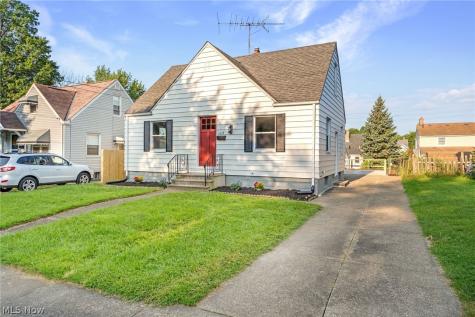 1632 Redwood Avenue Akron OH 44301