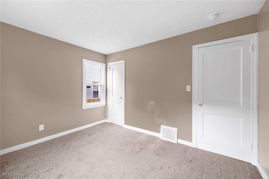 1632 Redwood Avenue Akron OH 44301