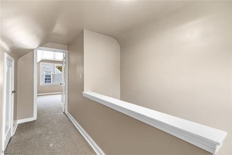 1632 Redwood Avenue Akron OH 44301