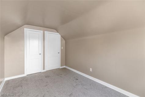 1632 Redwood Avenue Akron OH 44301