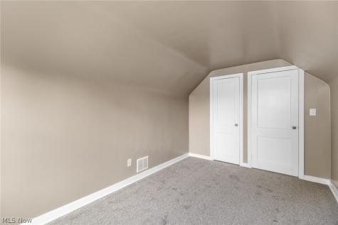 1632 Redwood Avenue Akron OH 44301